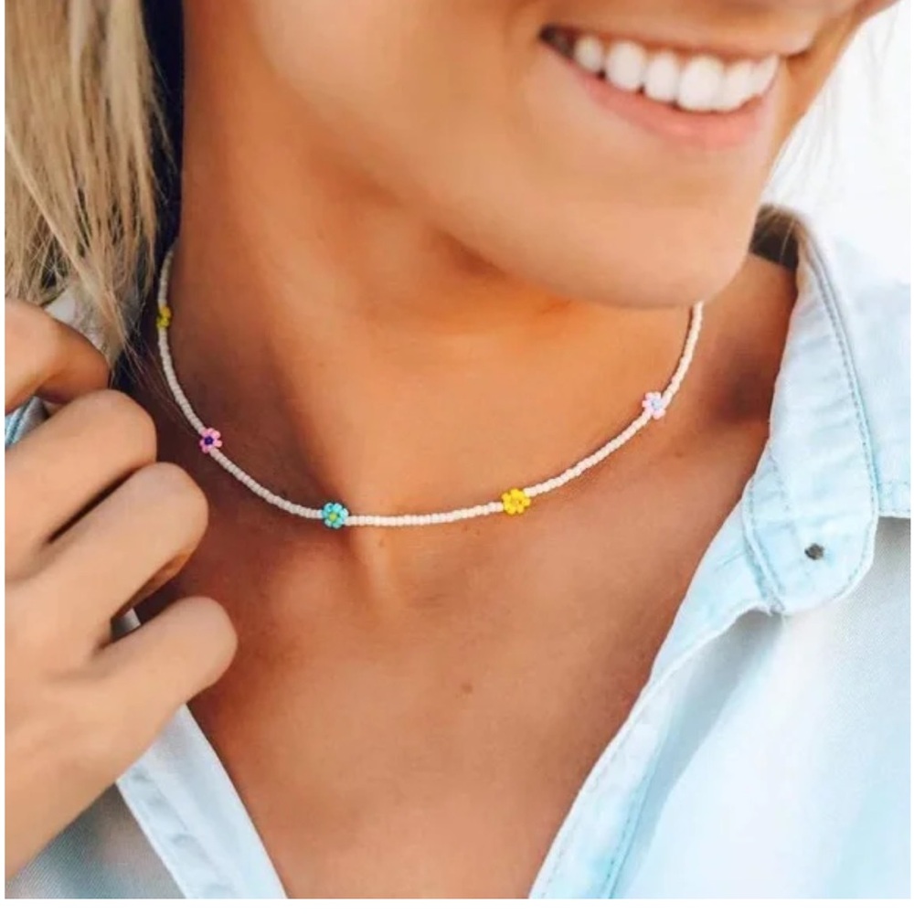 Pura Vida White and Pink Necklace Minimalist Design